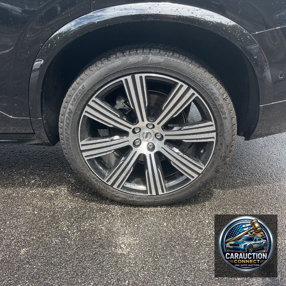 2025 Volvo XC90 B6 - Ultra