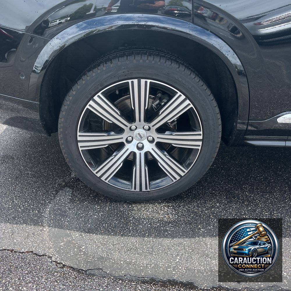2025 Volvo XC90 B6 - Ultra