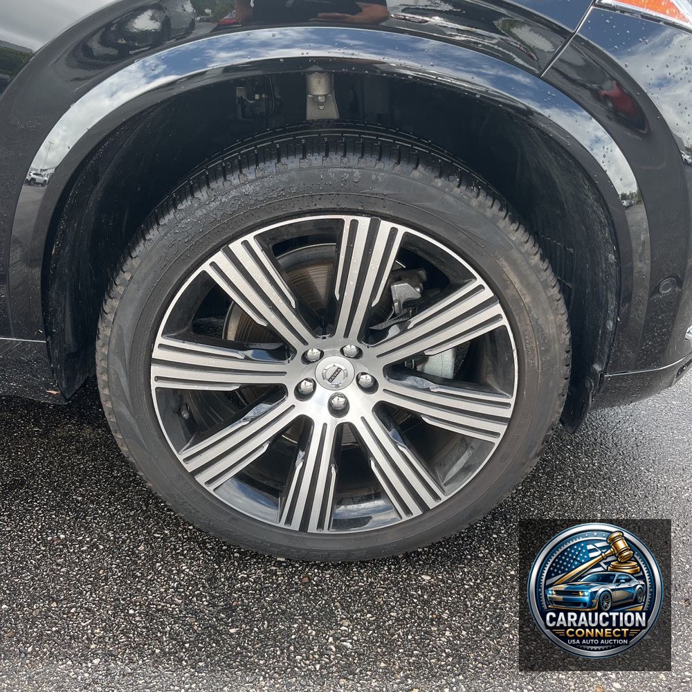 2025 Volvo XC90 B6 - Ultra