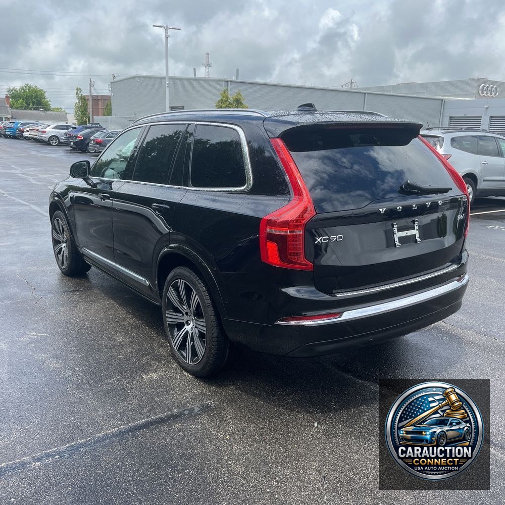 2025 Volvo XC90 B6 - Ultra