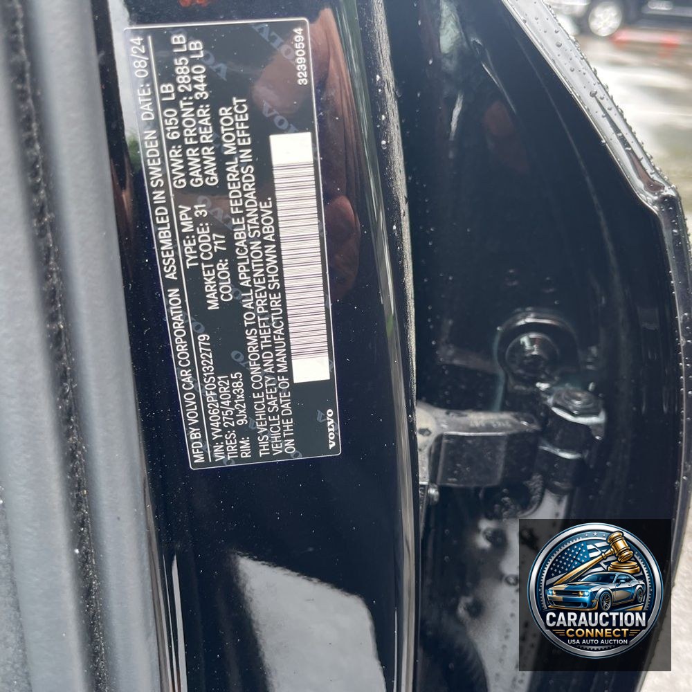 2025 Volvo XC90 B6 - Ultra