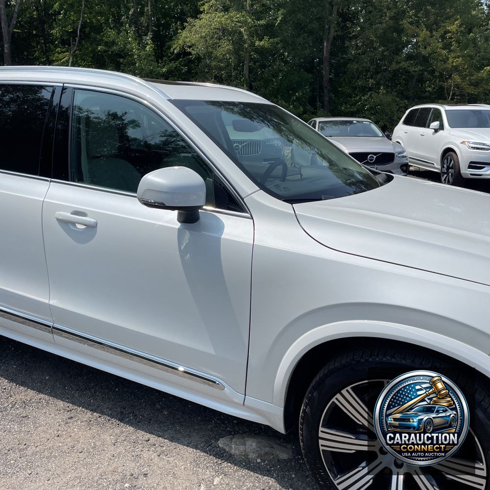 2024 Volvo XC90 B6 - Ultimate