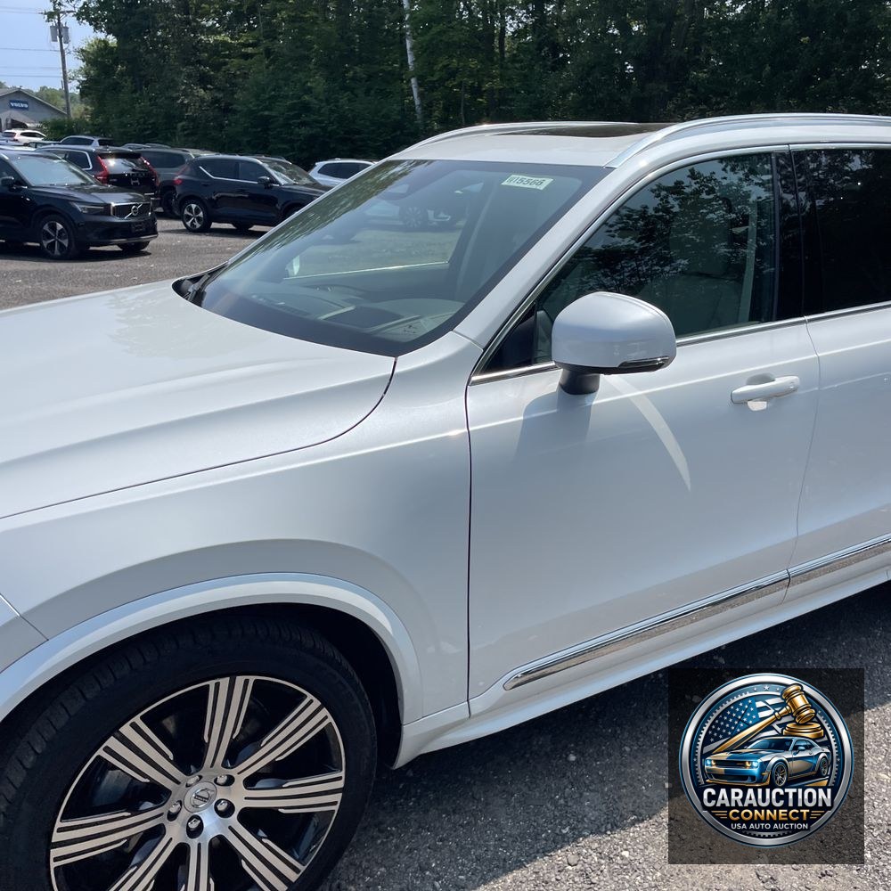 2024 Volvo XC90 B6 - Ultimate