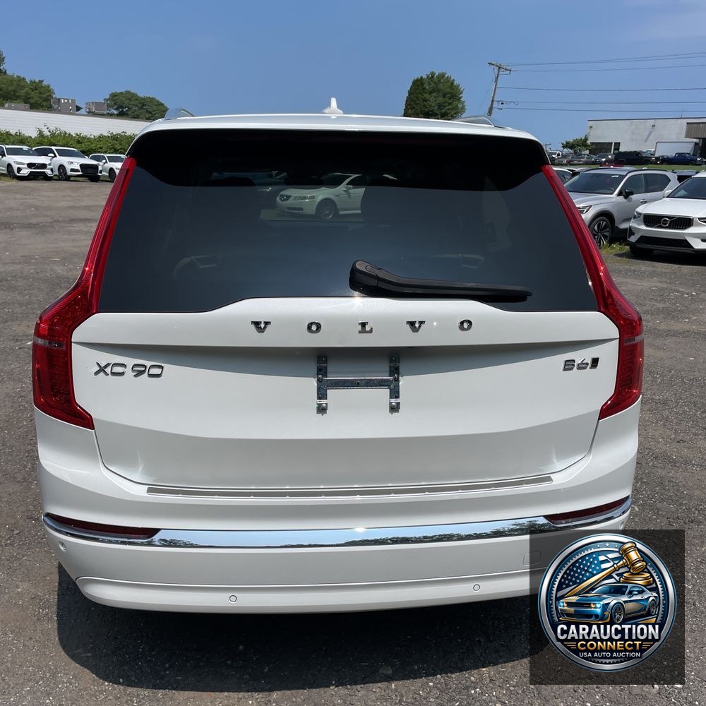 2024 Volvo XC90 B6 - Ultimate