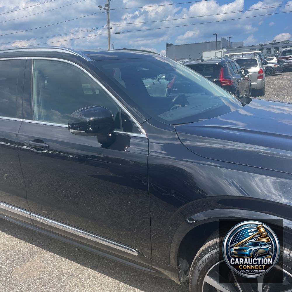 2024 Volvo XC90 B6 - Ultimate