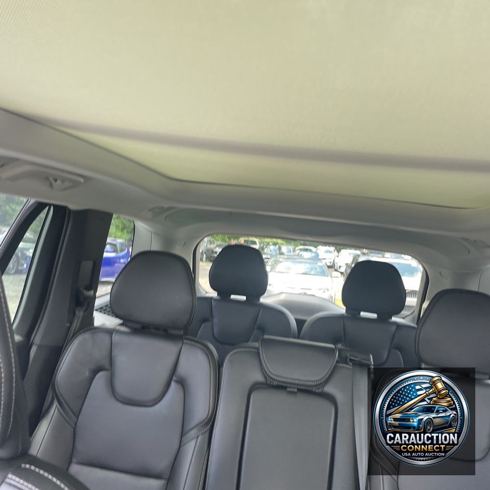 2024 Volvo XC90 B6 - Ultimate