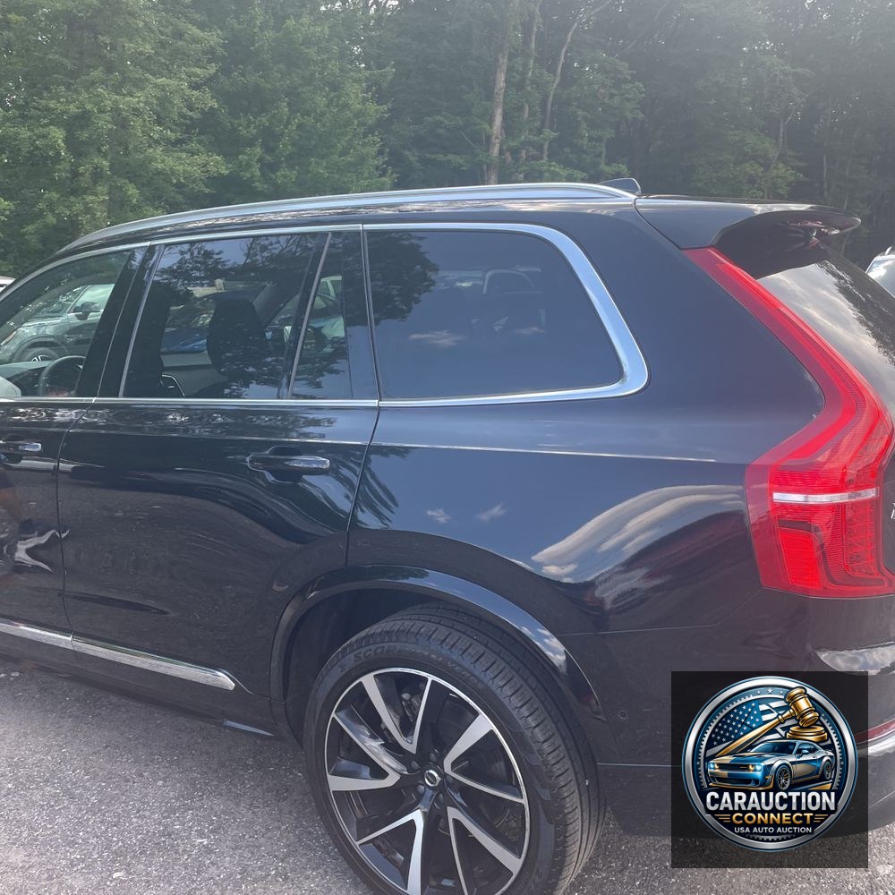 2024 Volvo XC90 B6 - Ultimate