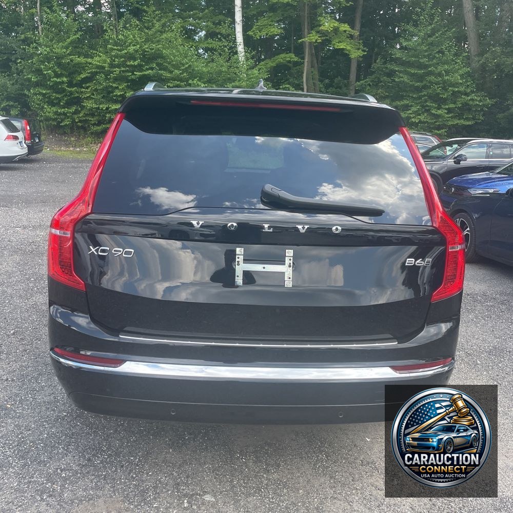 2024 Volvo XC90 B6 - Ultimate