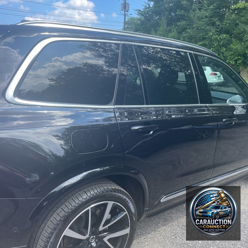 2024 Volvo XC90 B6 - Ultimate
