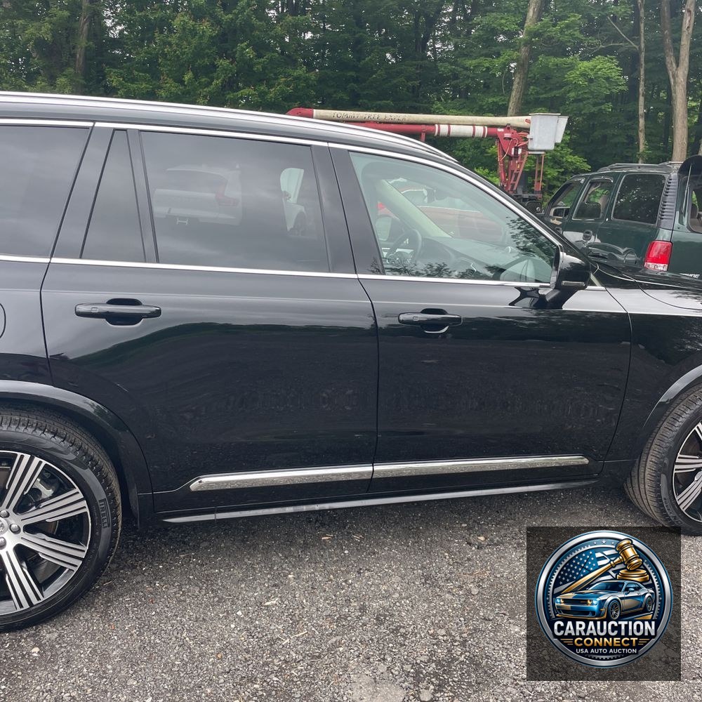 2024 Volvo XC90 B6 - Ultimate