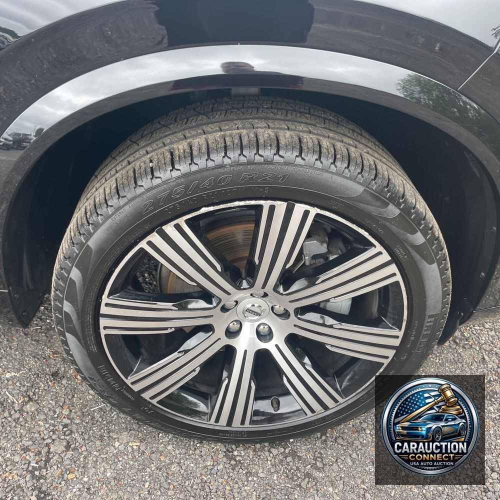 2024 Volvo XC90 B6 - Ultimate