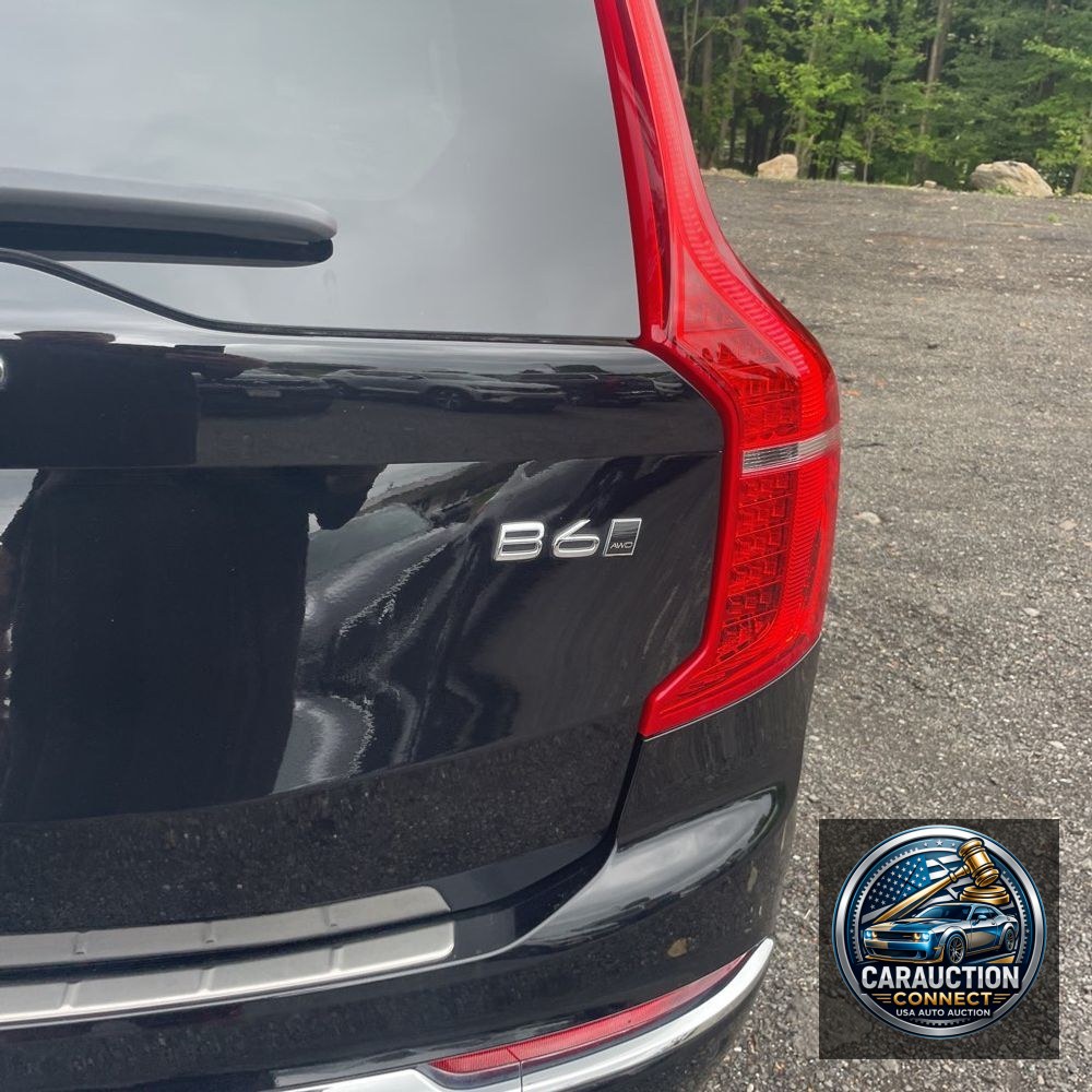 2024 Volvo XC90 B6 - Ultimate