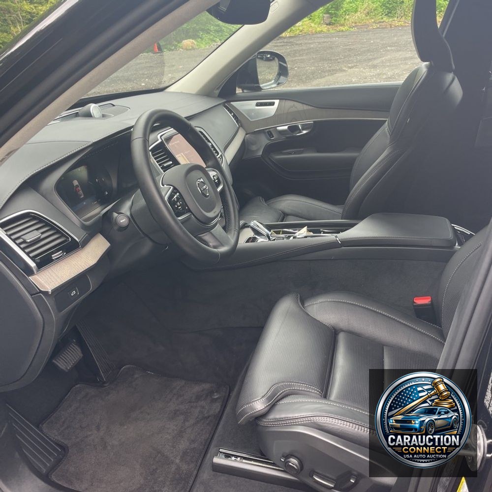 2024 Volvo XC90 B6 - Ultimate