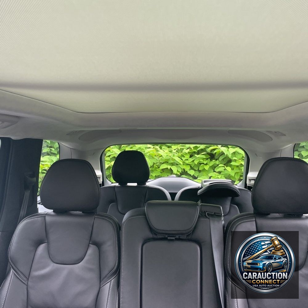2024 Volvo XC90 B6 - Ultimate