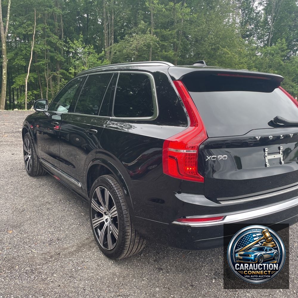 2024 Volvo XC90 B6 - Ultimate
