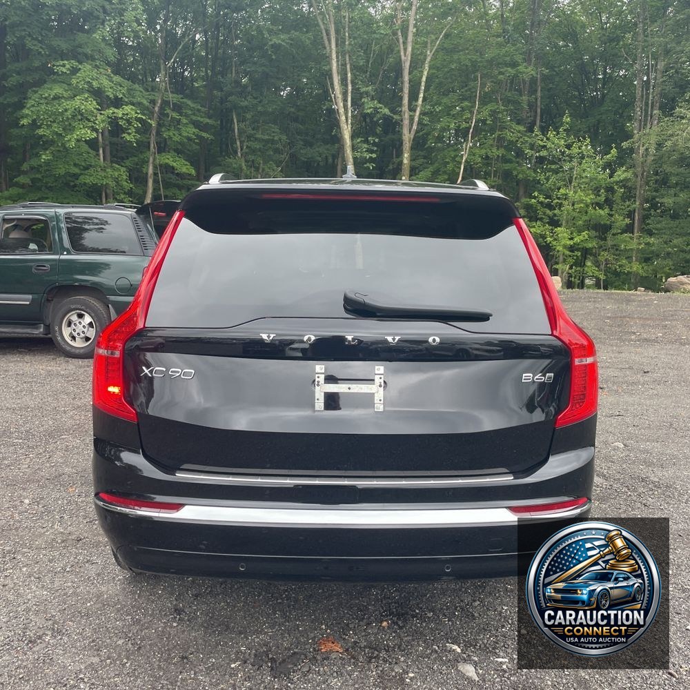2024 Volvo XC90 B6 - Ultimate
