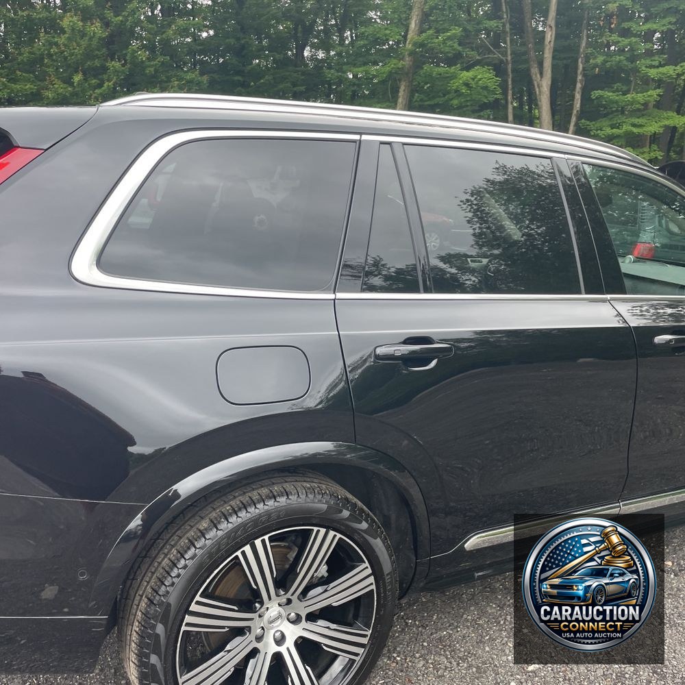 2024 Volvo XC90 B6 - Ultimate