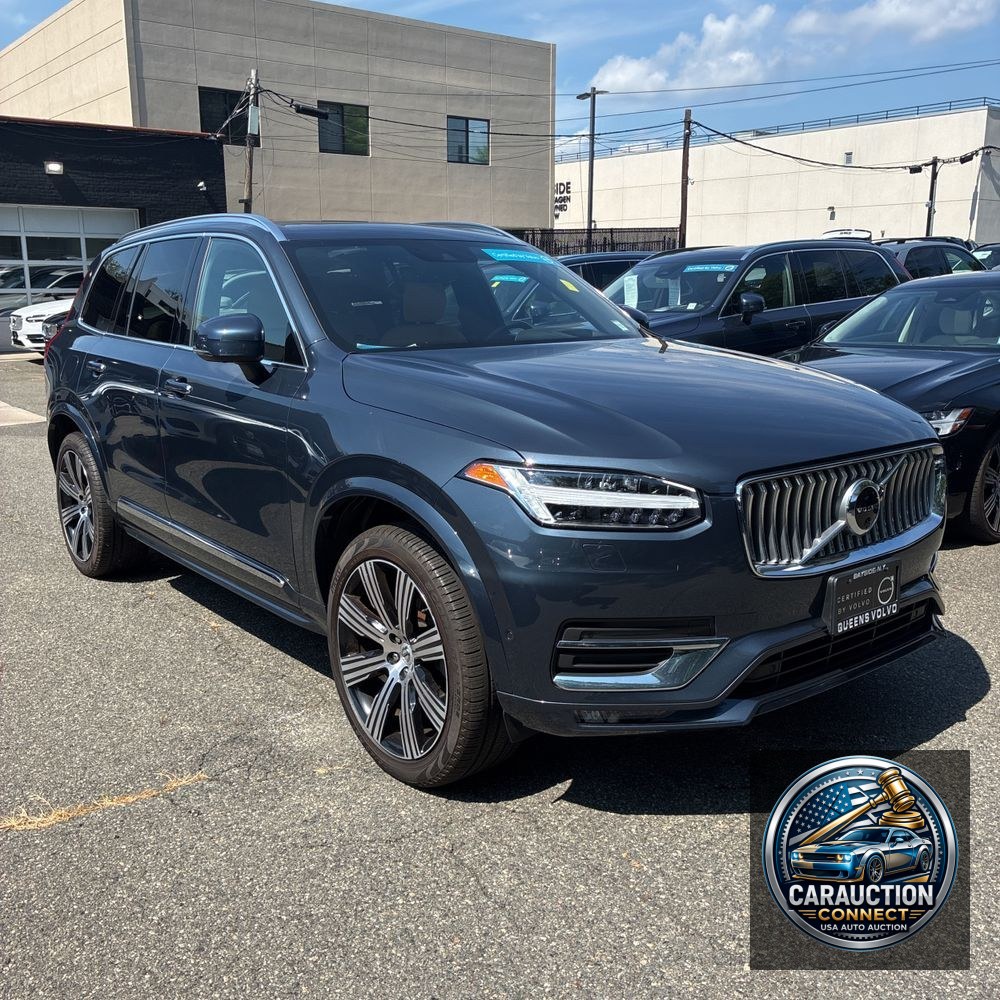 2022 Volvo XC90 T6 - Inscription