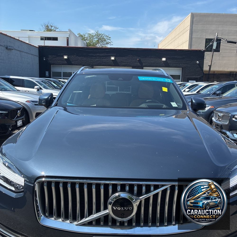 2022 Volvo XC90 T6 - Inscription