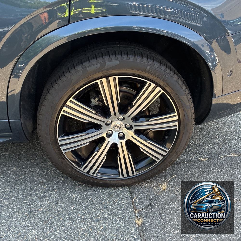2022 Volvo XC90 T6 - Inscription