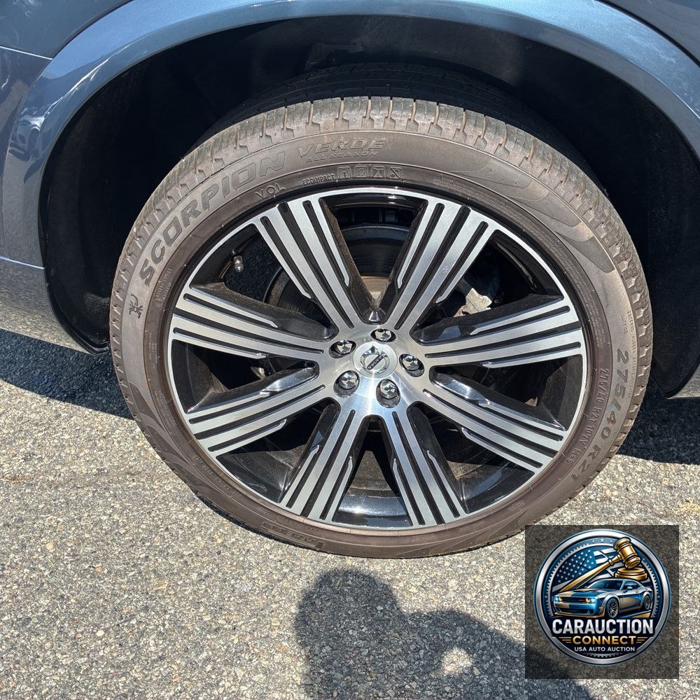 2022 Volvo XC90 T6 - Inscription