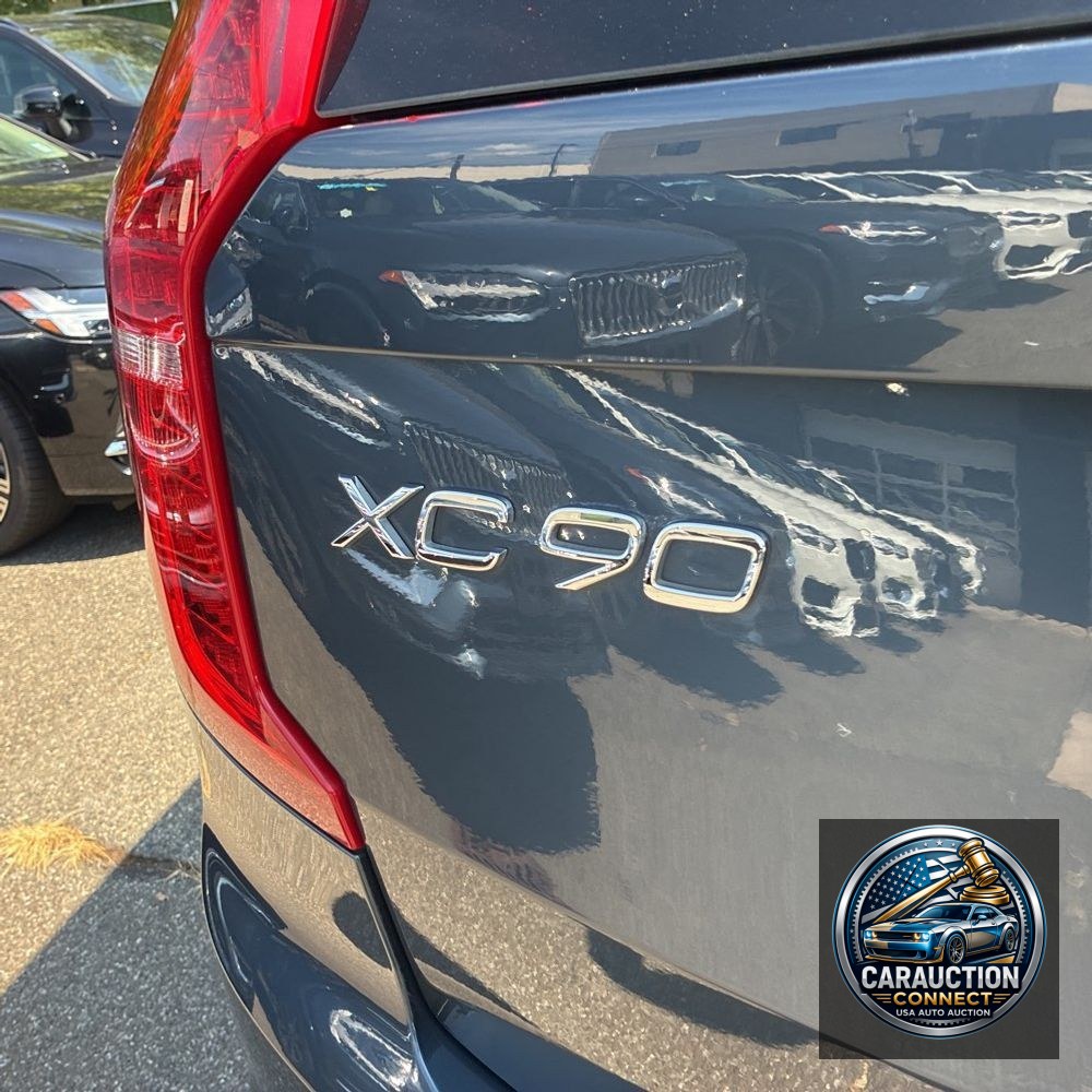 2022 Volvo XC90 T6 - Inscription