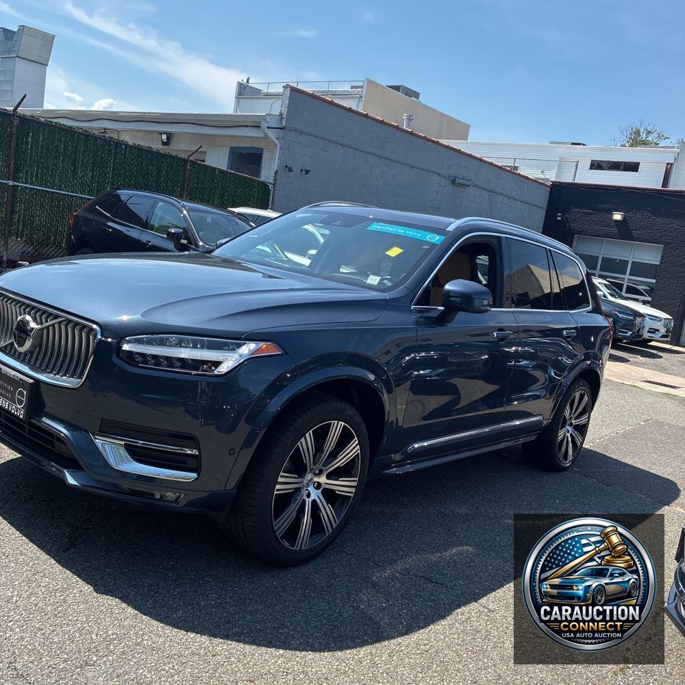 2022 Volvo XC90 T6 - Inscription