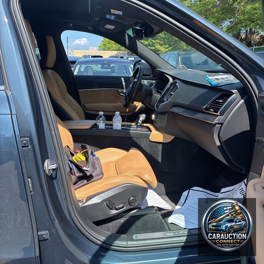 2022 Volvo XC90 T6 - Inscription