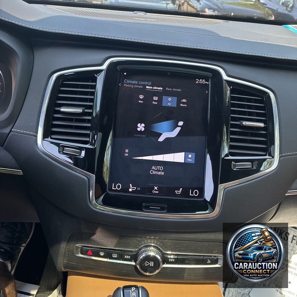 2022 Volvo XC90 T6 - Inscription