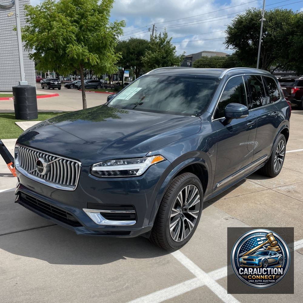 2022 Volvo XC90 T8 - Inscription Exp