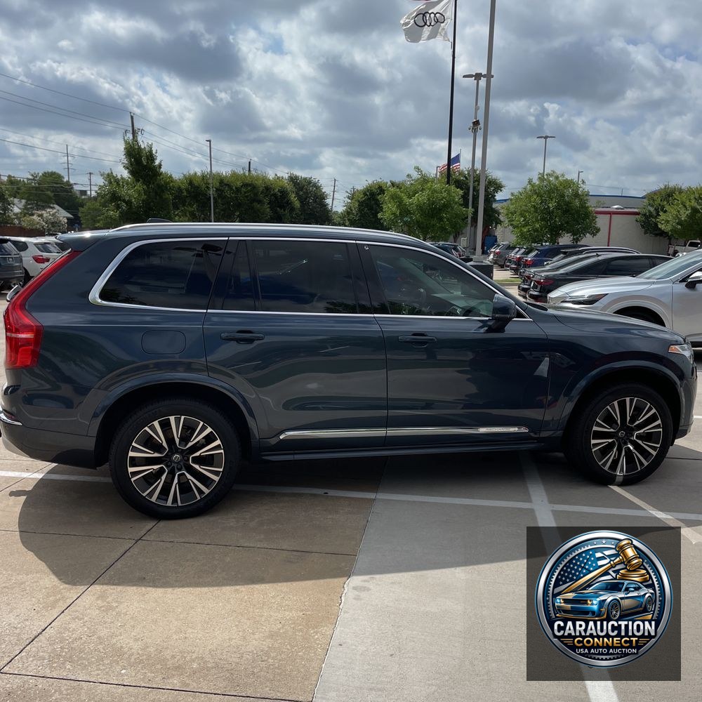 2022 Volvo XC90 T8 - Inscription Exp