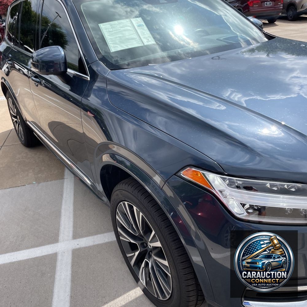 2022 Volvo XC90 T8 - Inscription Exp