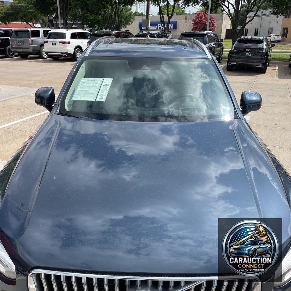 2022 Volvo XC90 T8 - Inscription Exp