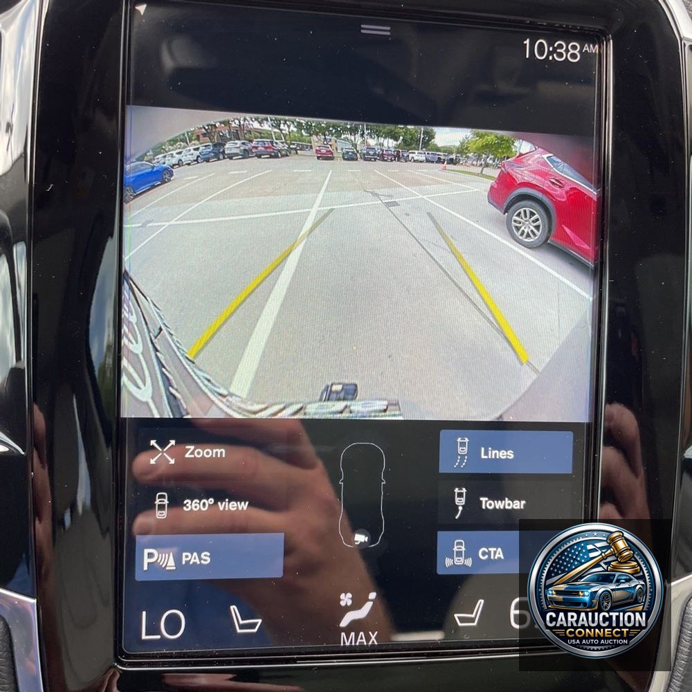 2022 Volvo XC90 T8 - Inscription Exp