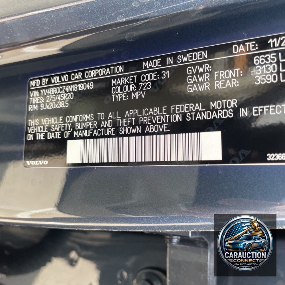 2022 Volvo XC90 T8 - Inscription Exp