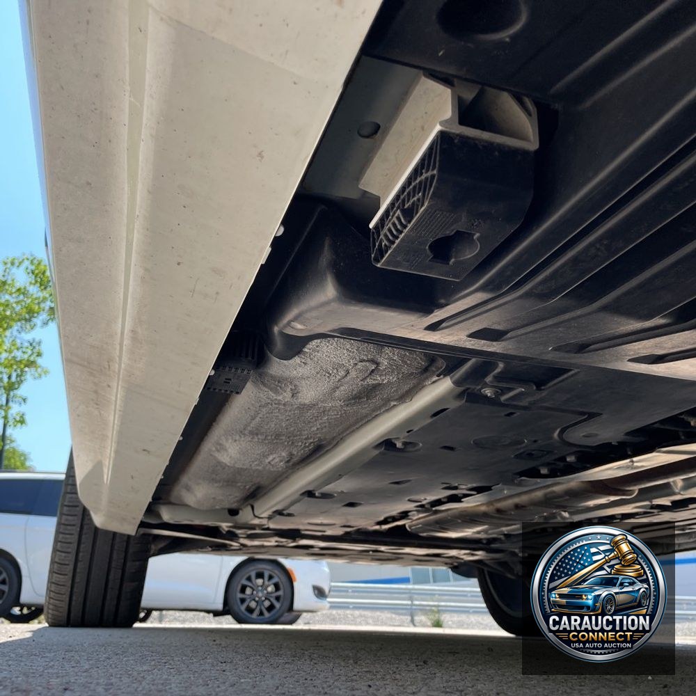2023 Volvo XC90 T8 - Plus