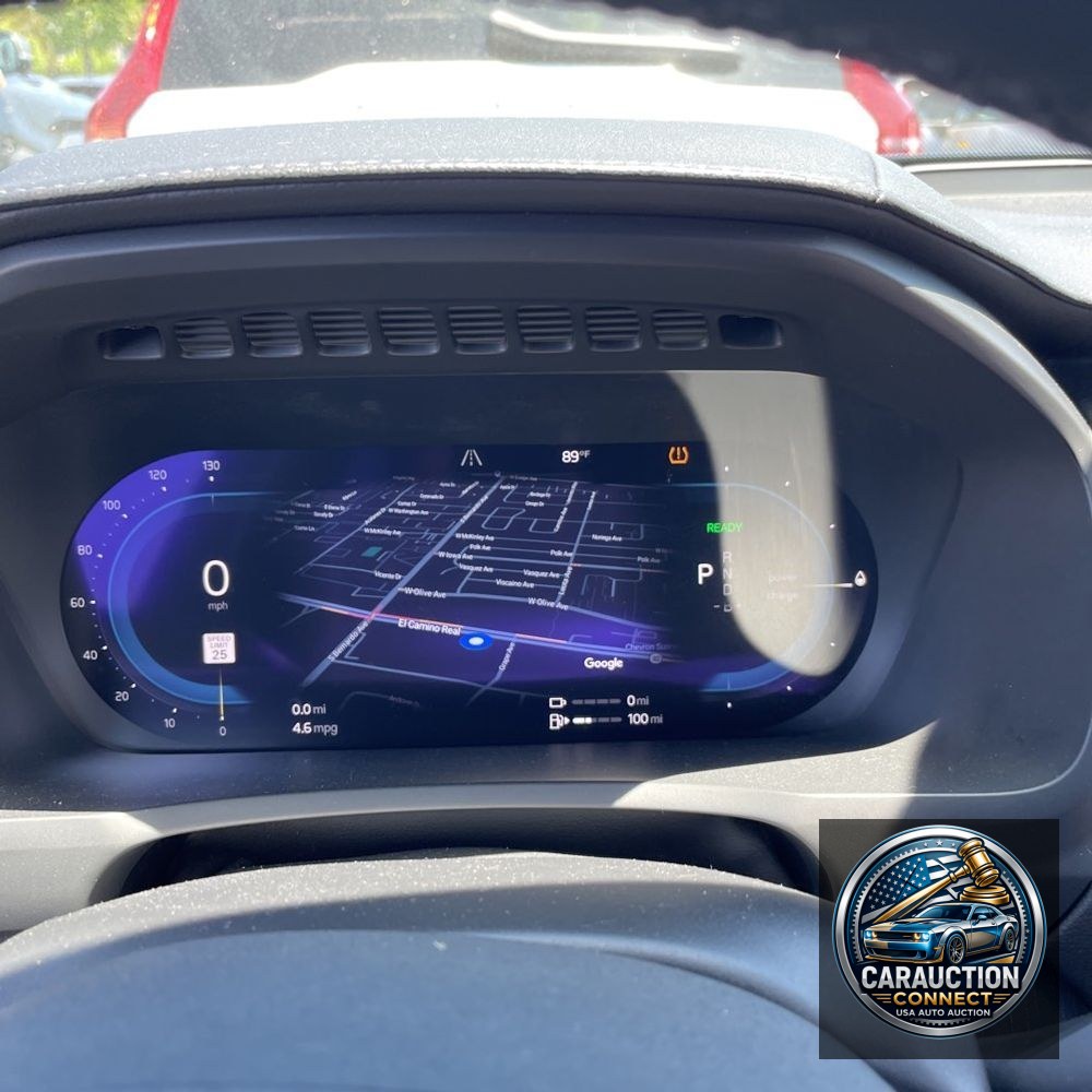 2023 Volvo XC90 T8 - Ultimate