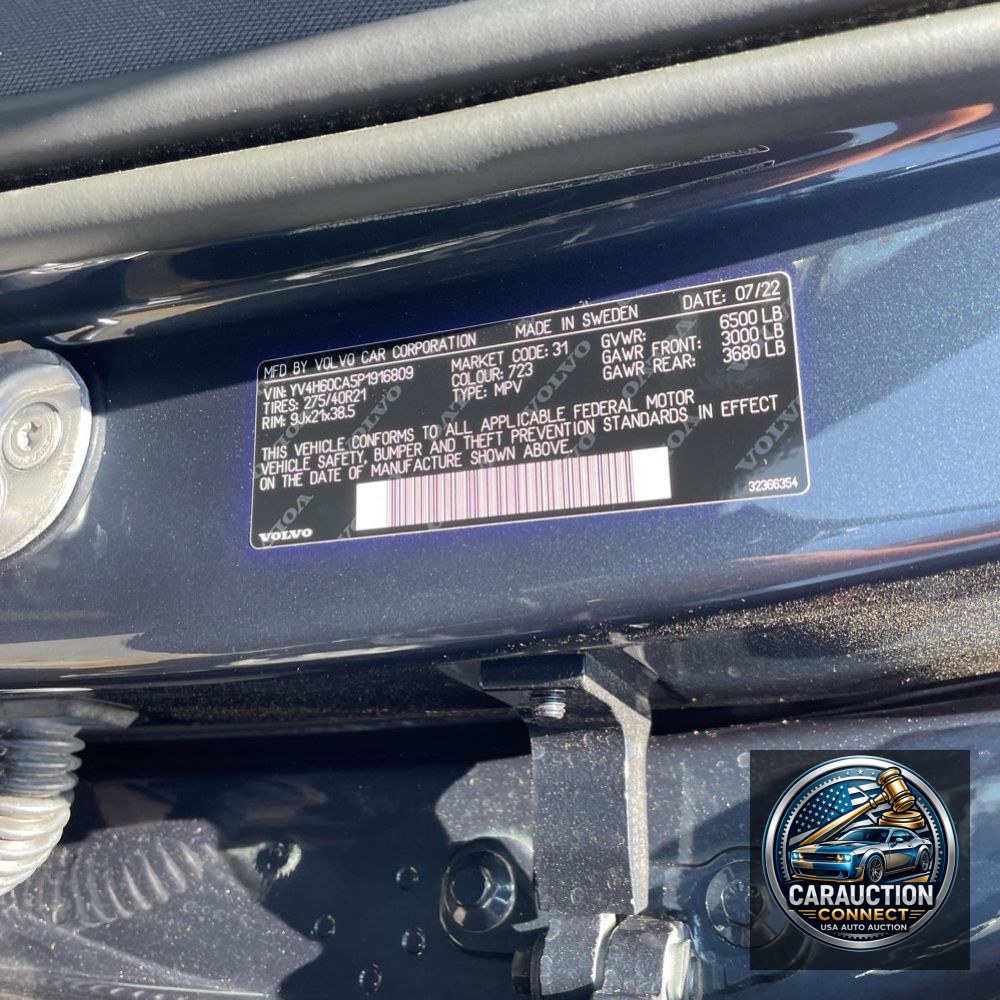2023 Volvo XC90 T8 - Ultimate