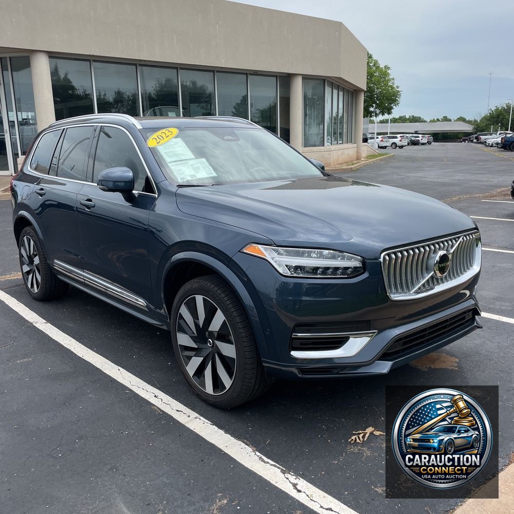 2023 Volvo XC90 T8 - Ultimate
