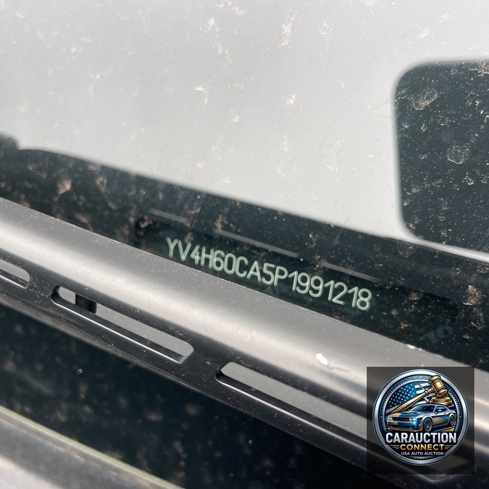 2023 Volvo XC90 T8 - Ultimate