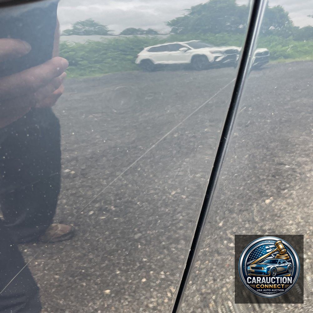 2023 Volvo XC90 T8 - Ultimate