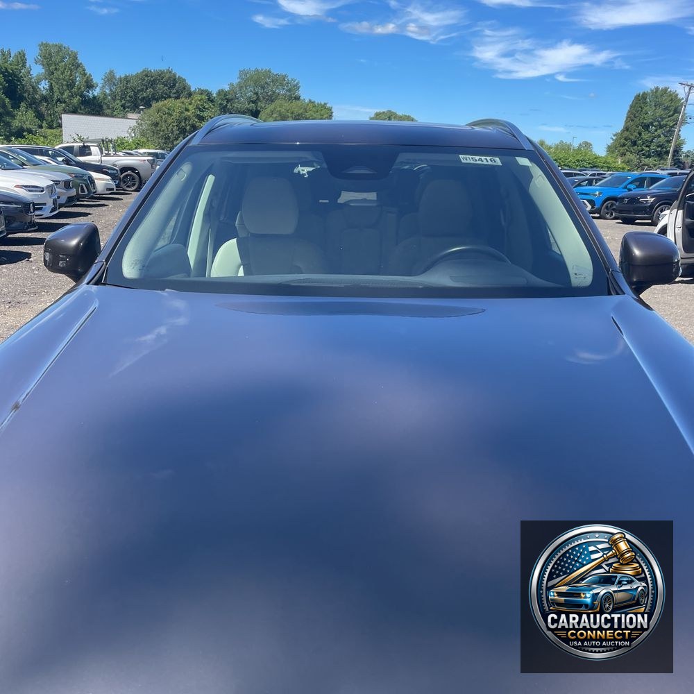 2024 Volvo XC90 T8 - Plus PHEV