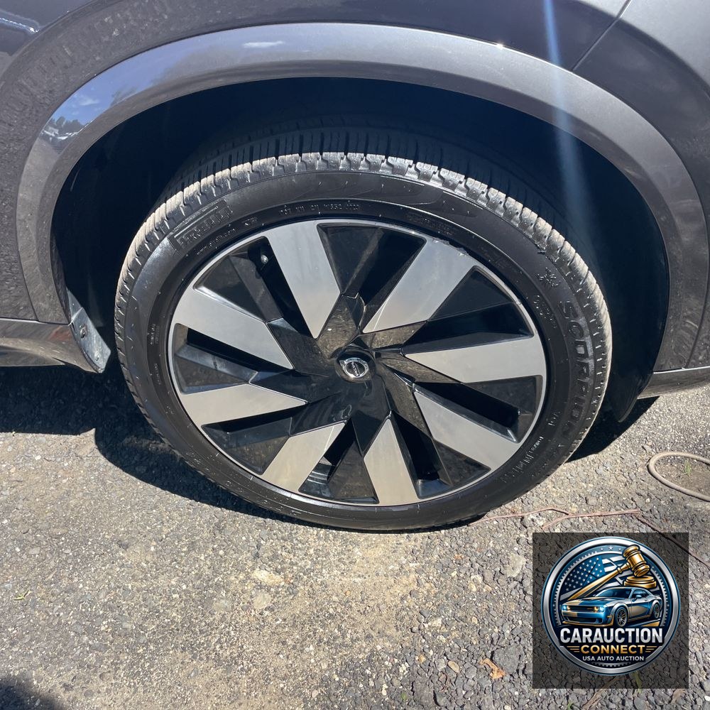 2024 Volvo XC90 T8 - Plus PHEV