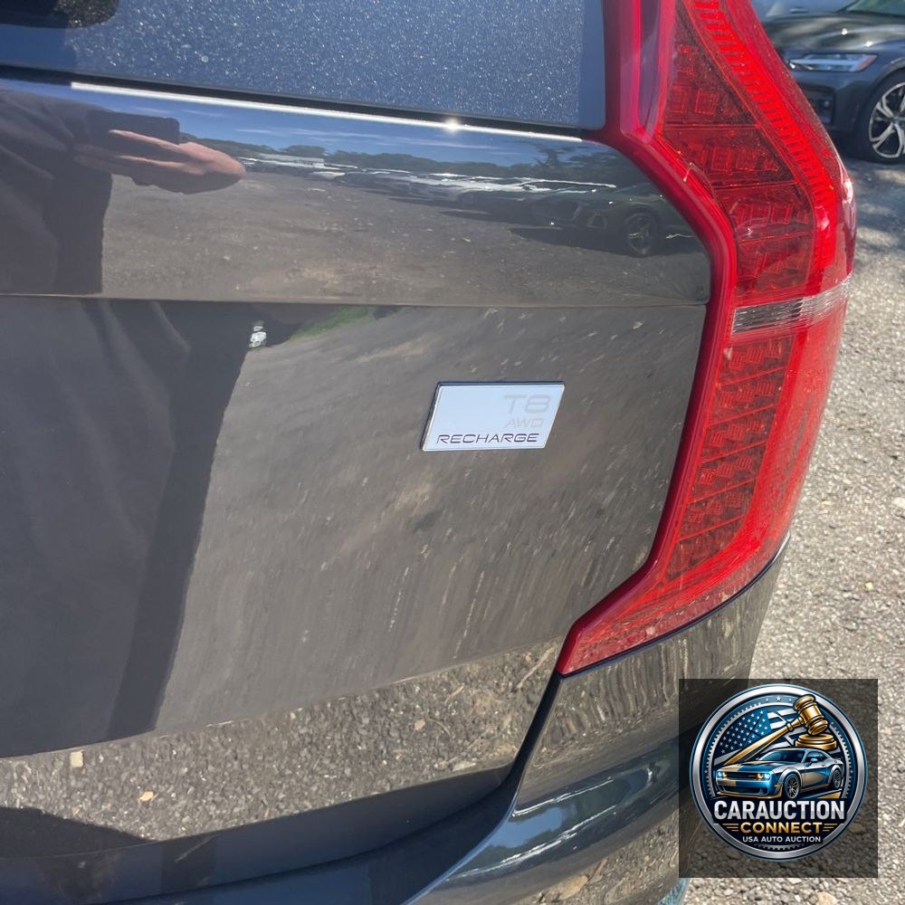 2024 Volvo XC90 T8 - Plus PHEV