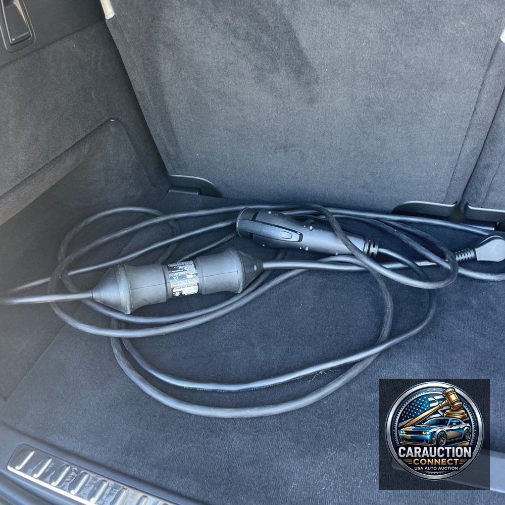 2024 Volvo XC90 T8 - Plus PHEV