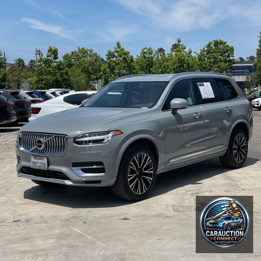2024 Volvo XC90 T8 - Plus PHEV