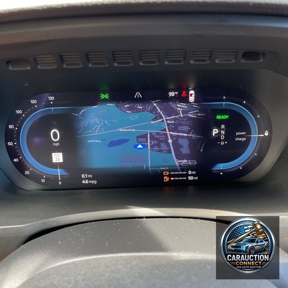 2024 Volvo XC90 T8 - Plus PHEV