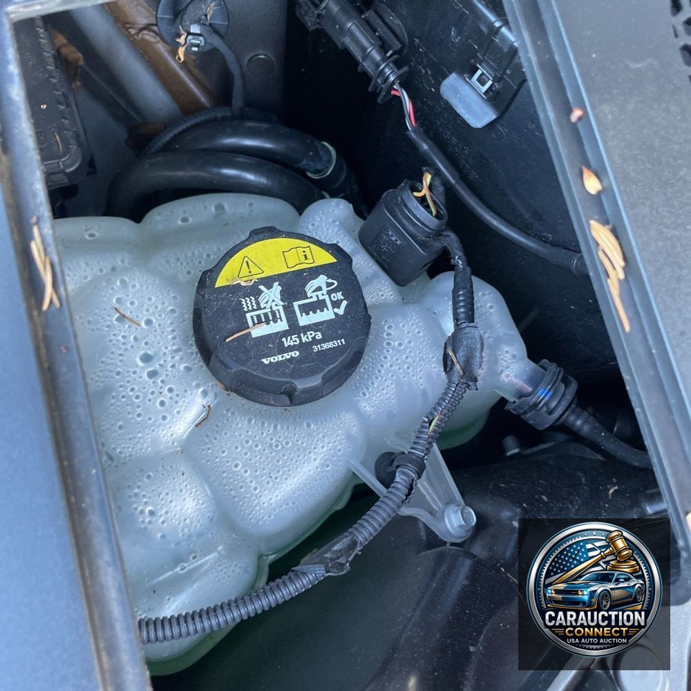 2024 Volvo XC90 T8 - Plus PHEV