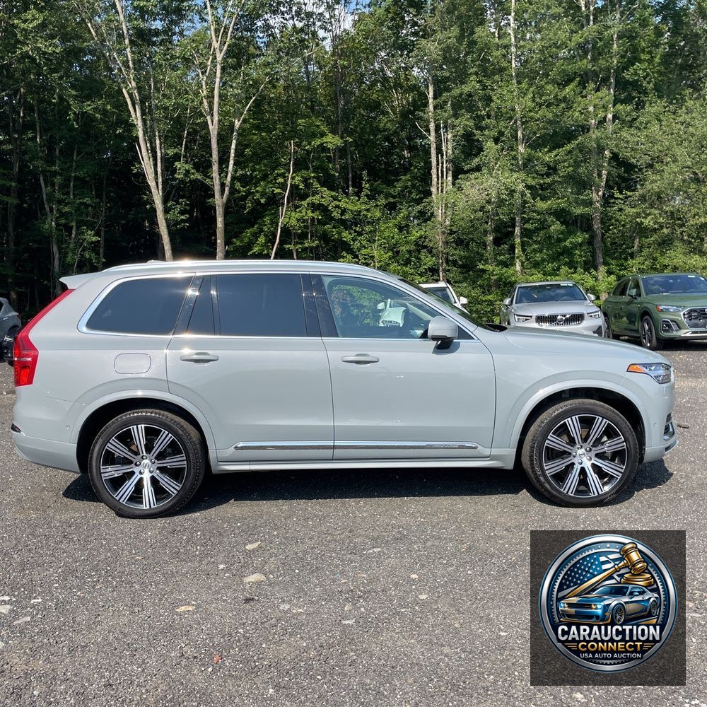 2024 Volvo XC90 T8 - Ultimate PHEV