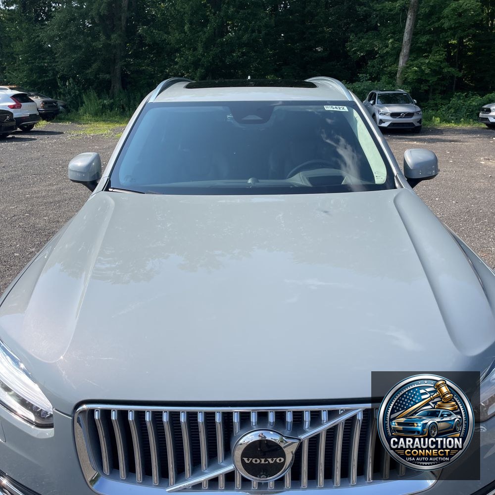 2024 Volvo XC90 T8 - Ultimate PHEV